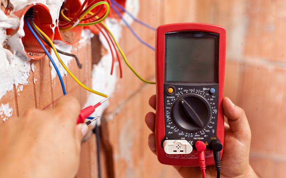 besoin d'un électricien Paris 18